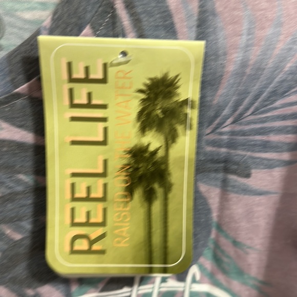 NWT Reel Life Palm Tree Pattern T-Shirt Large - Picture 2 of 5